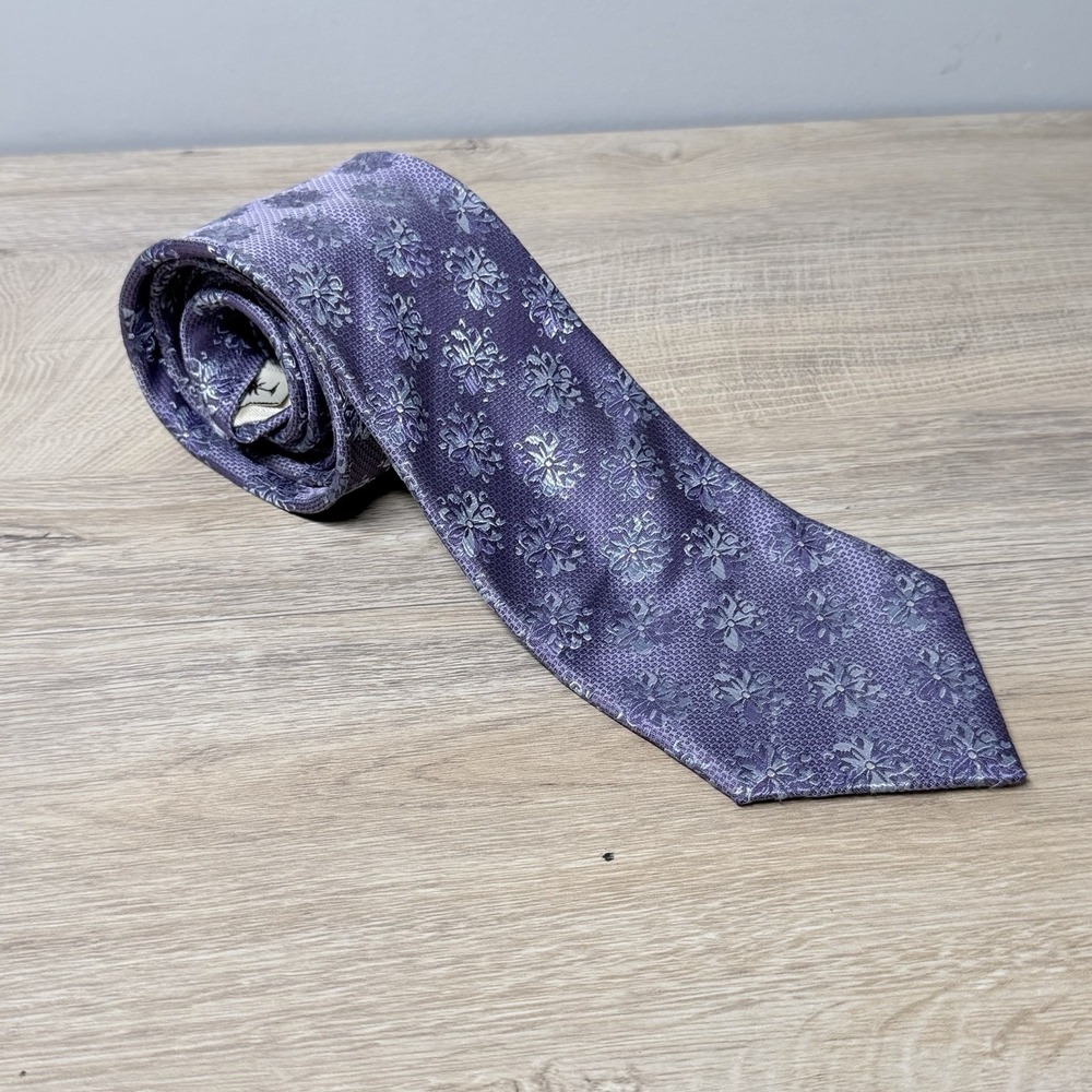 Tommy Bahama Purple Floral Designer Neck Tie Mens Classic Island Style Corpcore - Picture 3 of 13